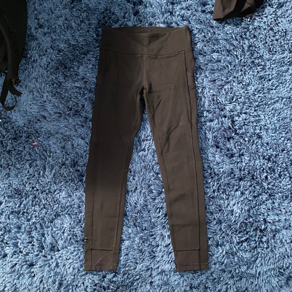 Ivivva leggings with pockets size 12